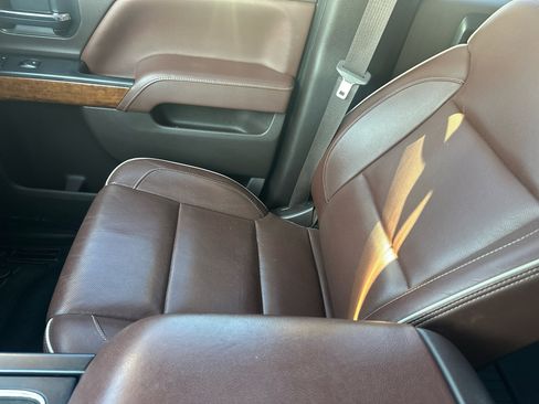 Used 2015 Chevrolet Silverado 3500 High Country w/ Duramax Plus Package image 85