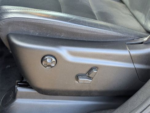 Used 2022 Jeep Grand Cherokee Laredo X image 11