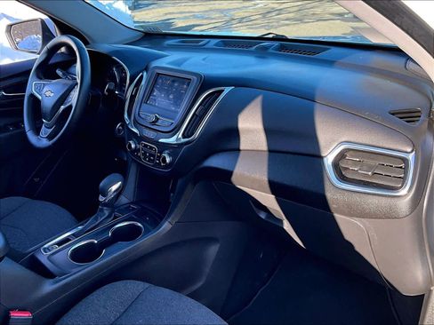Used 2023 Chevrolet Equinox LT image 14