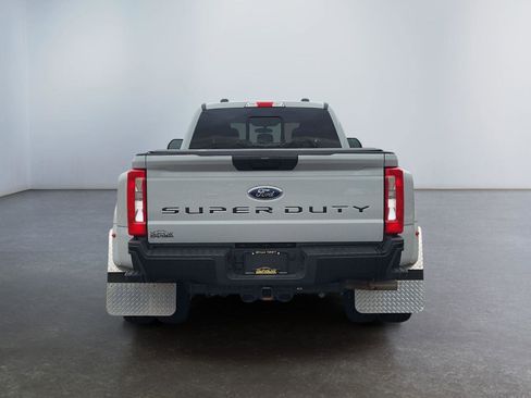 Used 2025 Ford F350 XL image 4