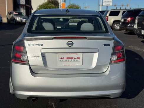 Used 2012 Nissan Sentra 2.0 SR w/ Special Edition Pkg image 6