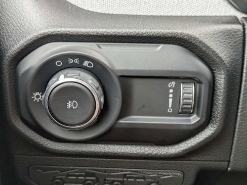 Used 2026 Jeep Wrangler Sport AWD/4WD image 26
