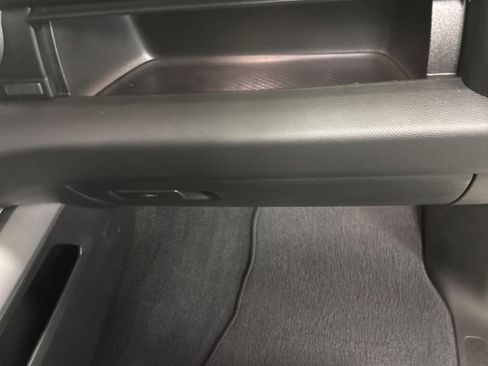 Used 2025 RAM 1500 Big Horn image 29