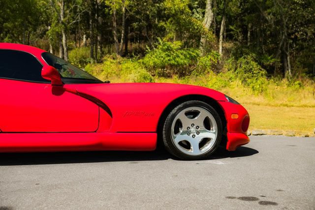 Used 2002 Dodge Viper GTS RWD image 15