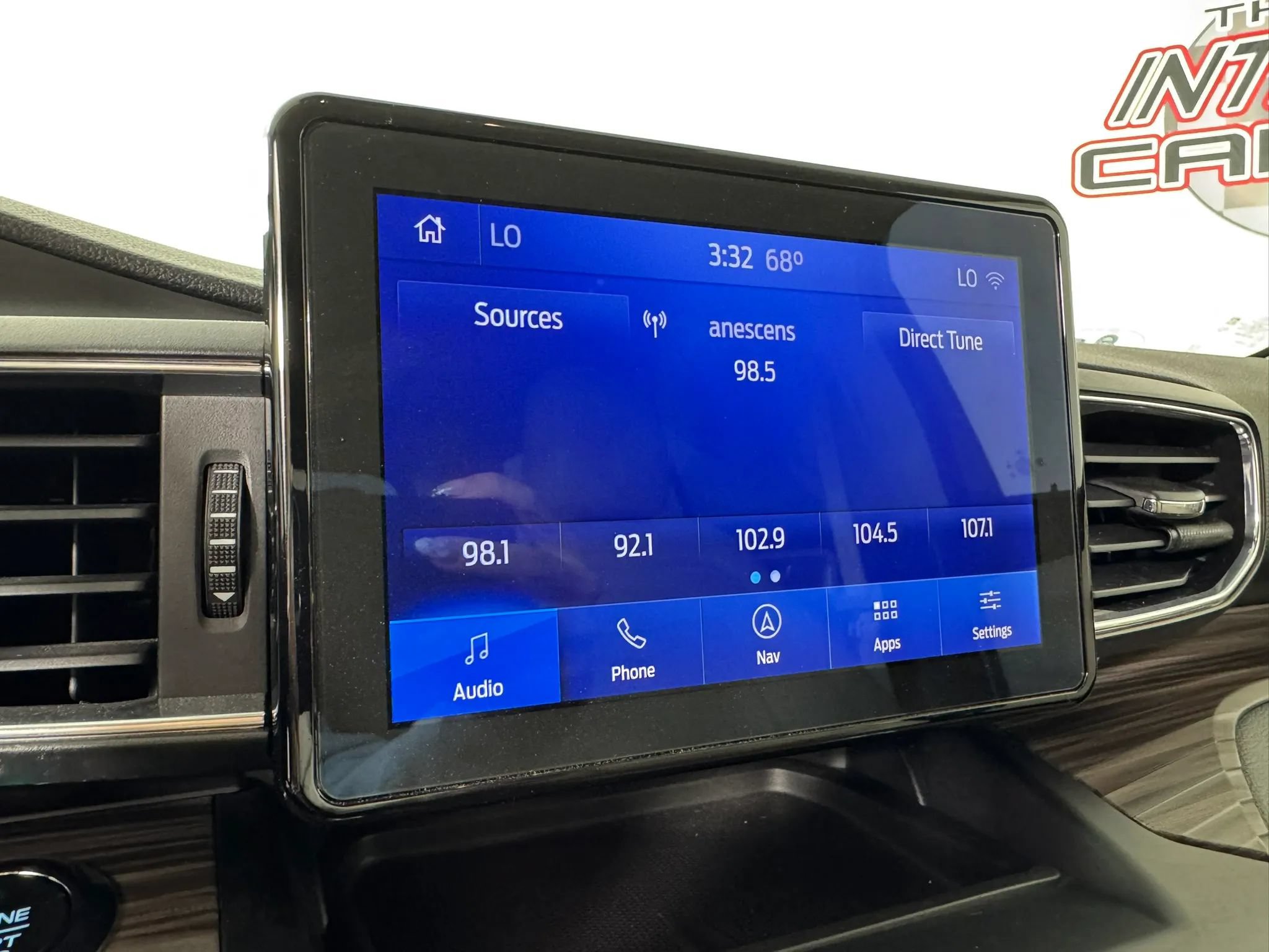 Used 2020 Ford Explorer Limited AWD/4WD image 19