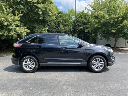 Used 2018 Ford Edge SEL FWD image 10