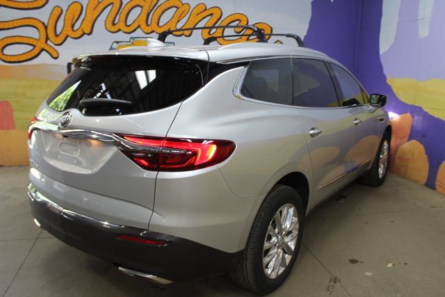 Used 2021 Buick Enclave Essence w/ Sound and Sites Package FWD image 5