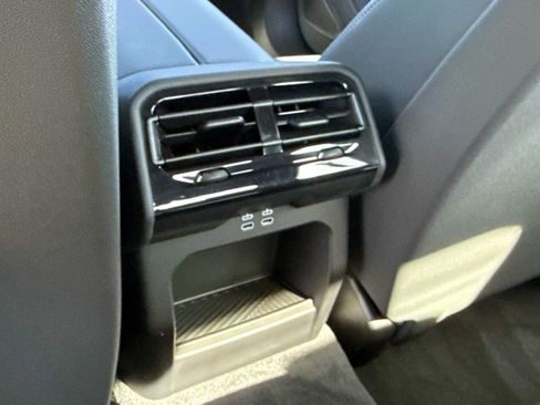 New 2026 BMW i5 eDrive40 w/ M Sport Package RWD image 14