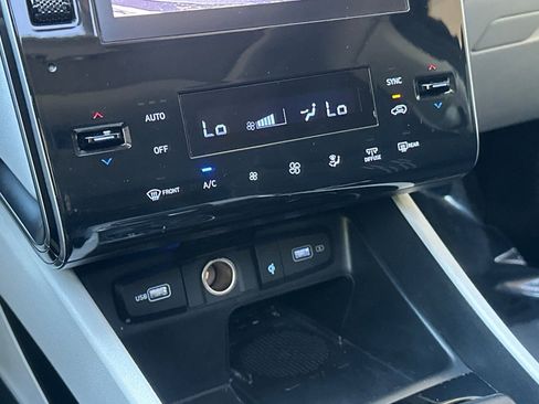 Used 2022 Hyundai Tucson SEL w/ Convenience Package FWD image 29