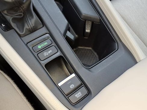 Certified 2023 Honda Accord LX image 22