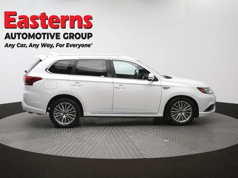 Used 2020 Mitsubishi Outlander SEL AWD/4WD image 44