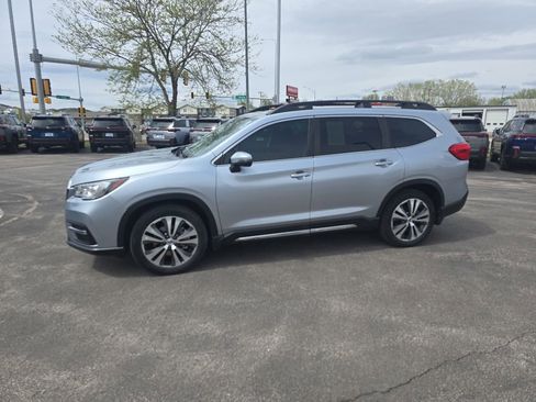 Used 2019 Subaru Ascent Limited AWD/4WD image 4