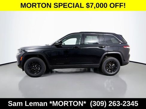 New 2026 Jeep Grand Cherokee Altitude AWD/4WD image 4