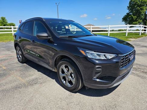 Used 2025 Ford Escape ST-Line AWD/4WD image 1
