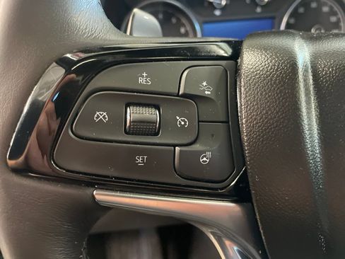 Used 2023 Buick Enclave Essence w/ Experience Buick Package AWD/4WD image 28