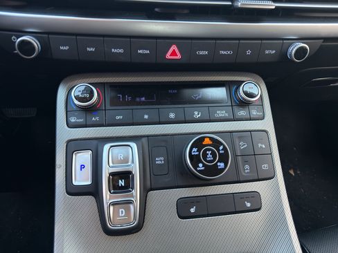 Used 2025 Hyundai Palisade SEL image 14