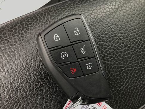 Certified 2025 GMC Yukon XL Denali AWD/4WD image 25