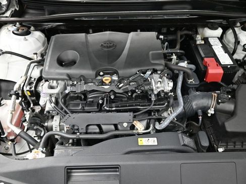 Used 2023 Toyota Camry XSE FWD image 19