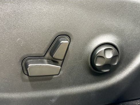 Used 2014 Jeep Cherokee Limited FWD image 18