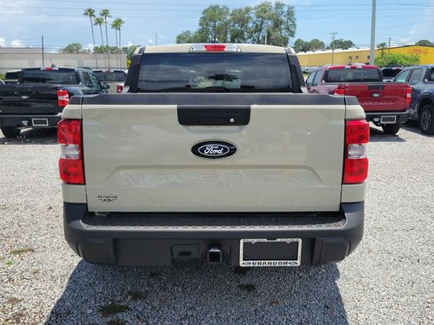 New 2025 Ford Maverick XLT w/ XLT Luxury Package image 9