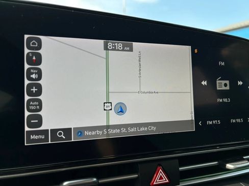 Used 2024 Hyundai Elantra SEL FWD image 20
