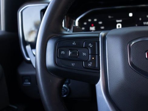 Used 2023 GMC Sierra 1500 SLT image 28