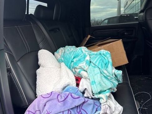 Used 2024 RAM 2500 Limited image 35