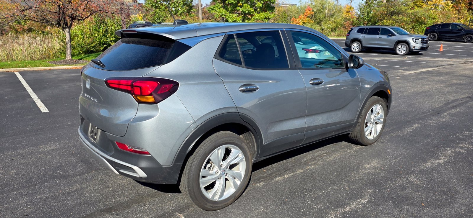 Used 2024 Buick Encore GX Preferred w/ Comfort Package AWD/4WD image 5