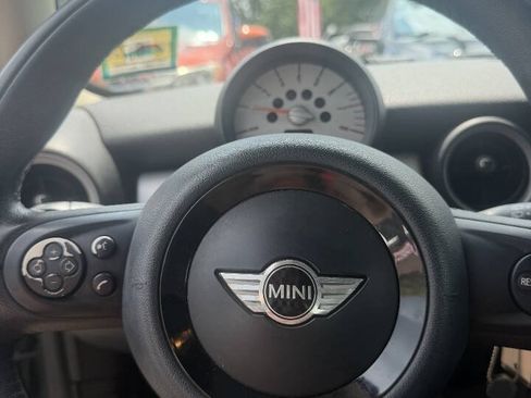 Used 2013 MINI Cooper Hardtop FWD image 2