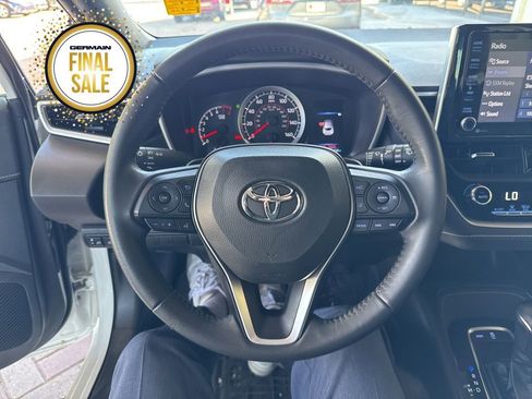 Used 2022 Toyota Corolla SE image 13