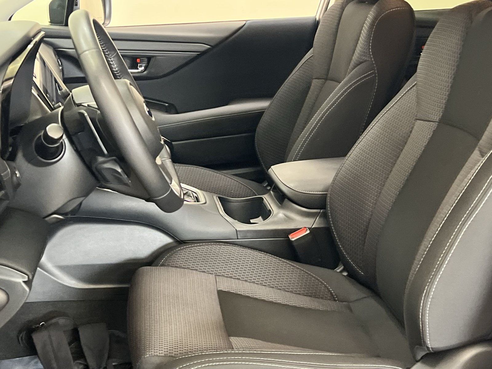 Used 2022 Subaru Outback Premium AWD/4WD image 12