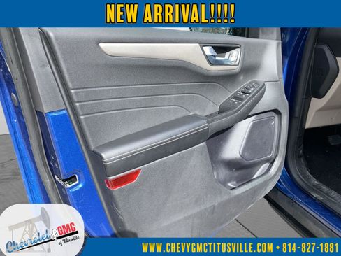 Used 2022 Ford Escape SEL image 10