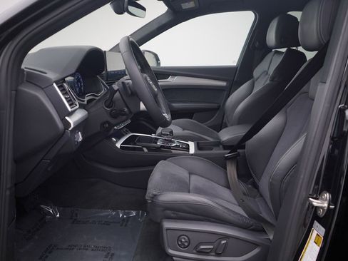 Used 2023 Audi Q5 e Premium Plus w/ Premium Plus Package image 6