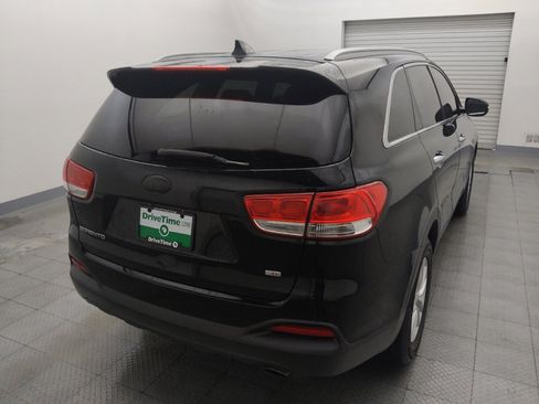 Used 2018 Kia Sorento FWD image 7