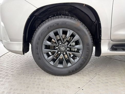 Certified 2022 Lexus GX 460 Premium w/ Premium Package AWD/4WD image 12