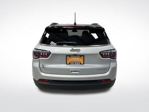 Certified 2024 Jeep Compass Limited image 12