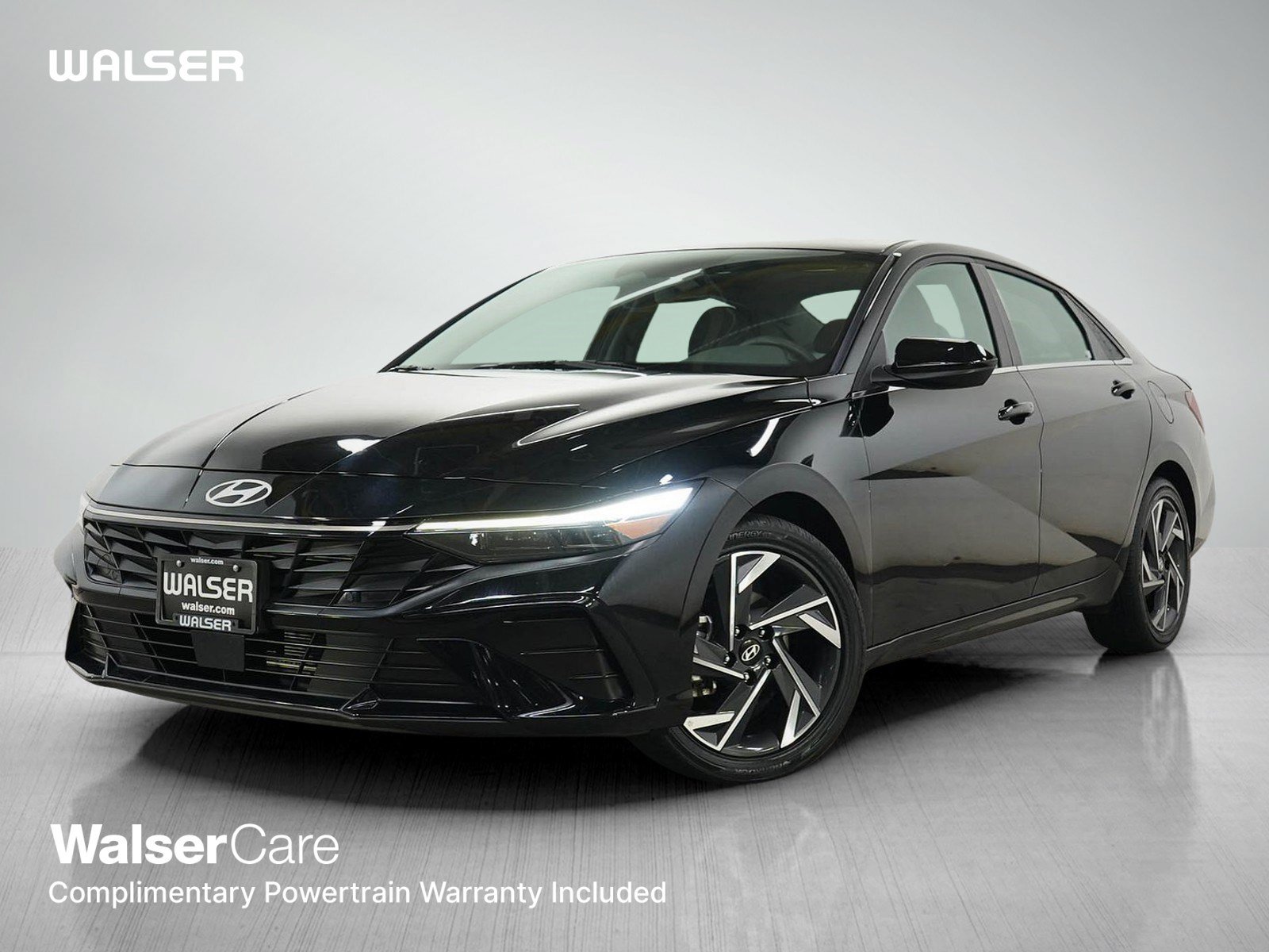 Used 2025 Hyundai Elantra SEL FWD image 1