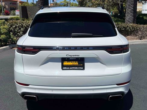 Used 2019 Porsche Cayenne AWD/4WD image 15