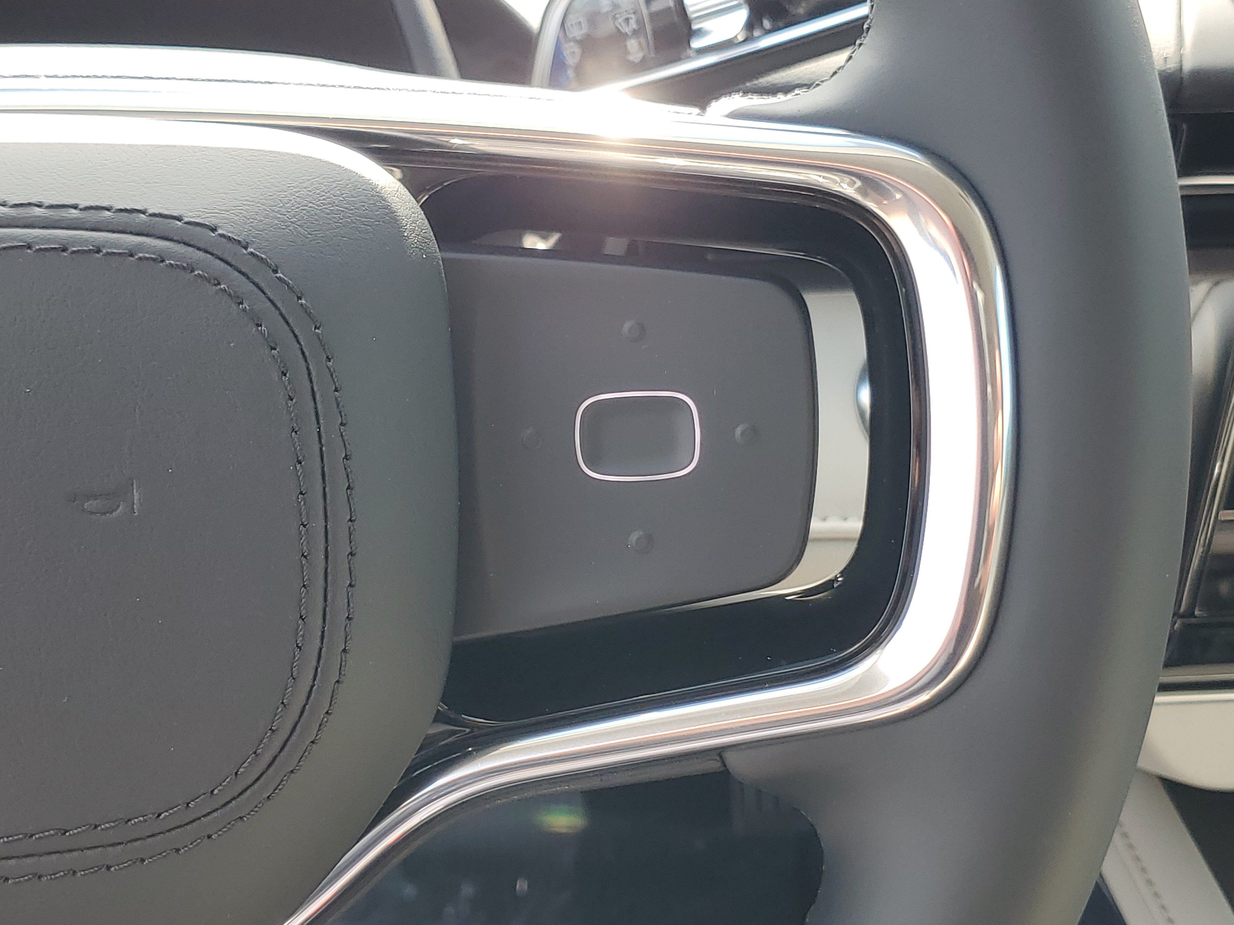 New 2026 Lincoln Nautilus Premier AWD/4WD image 17