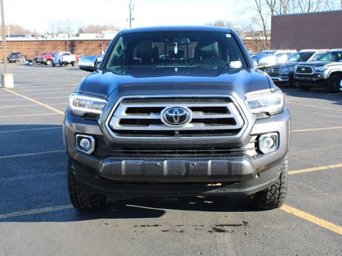 Used 2020 Toyota Tacoma Limited image 3