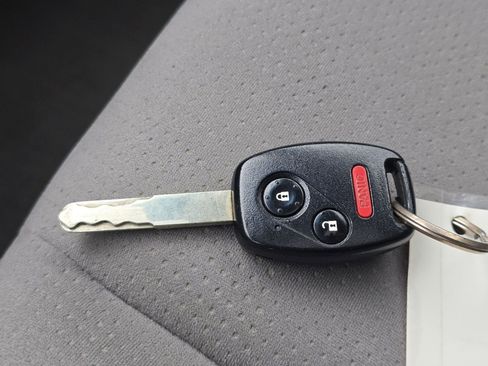 Used 2011 Honda CR-V EX image 32