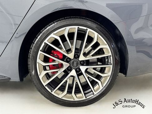Used 2025 Audi S5 Prestige w/ Prestige Package image 40