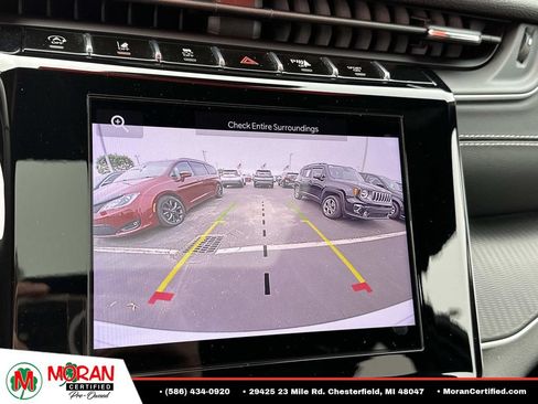 Used 2023 Jeep Grand Cherokee Altitude AWD/4WD image 24