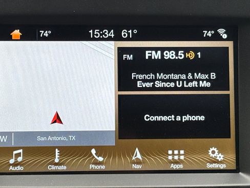 Used 2017 Lincoln Navigator Select image 8