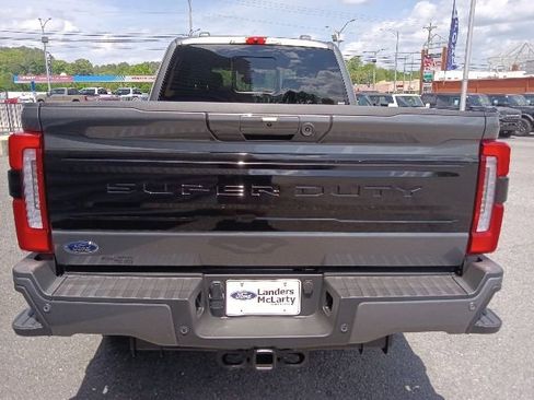 New 2026 Ford F250 Platinum AWD/4WD image 4