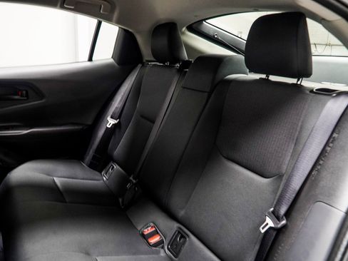 Used 2025 Toyota Prius LE image 35