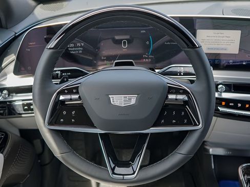 New 2026 Cadillac Lyriq Luxury w/ LPO, Floor Liner Package AWD/4WD image 25