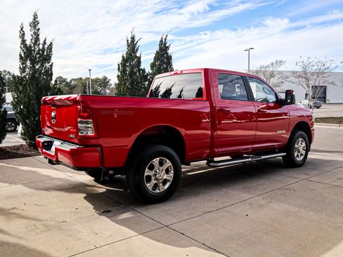 Used 2024 RAM 2500 Big Horn w/ Sport Appearance Package image 11