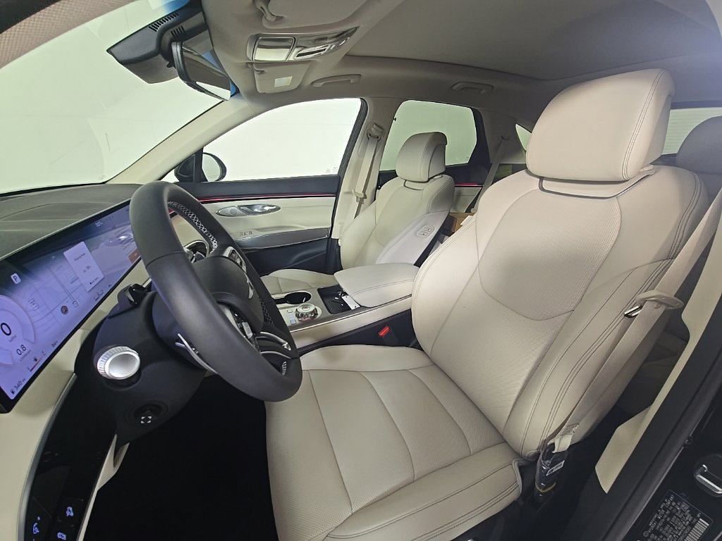 New 2027 Genesis GV70 2.5T Select AWD/4WD image 15