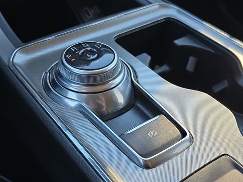 Certified 2022 Ford Edge SEL image 20